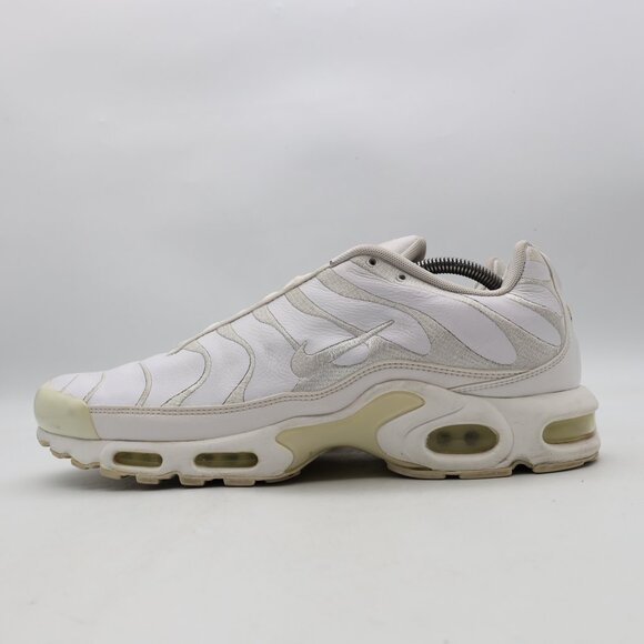Nike Air Max Plus TN Men's 14 Triple White Metallic Silver Sneakers AJ2029-100 - Picture 4 of 11